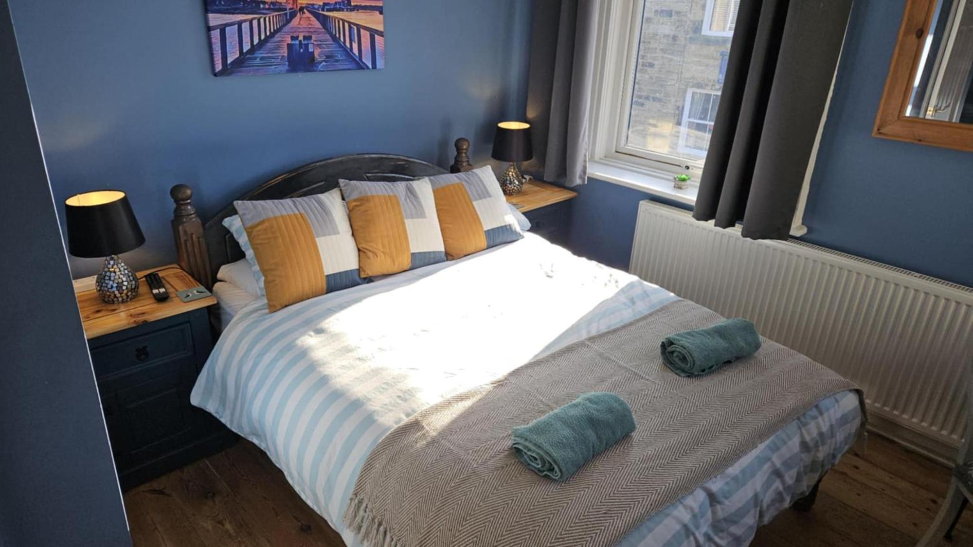 Отель Amble Harbour Retreats Экстерьер фото