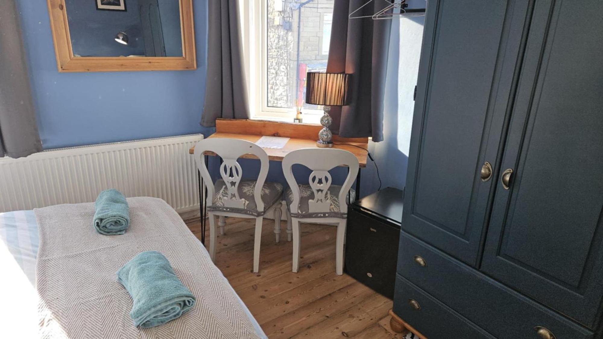 Отель Amble Harbour Retreats Экстерьер фото
